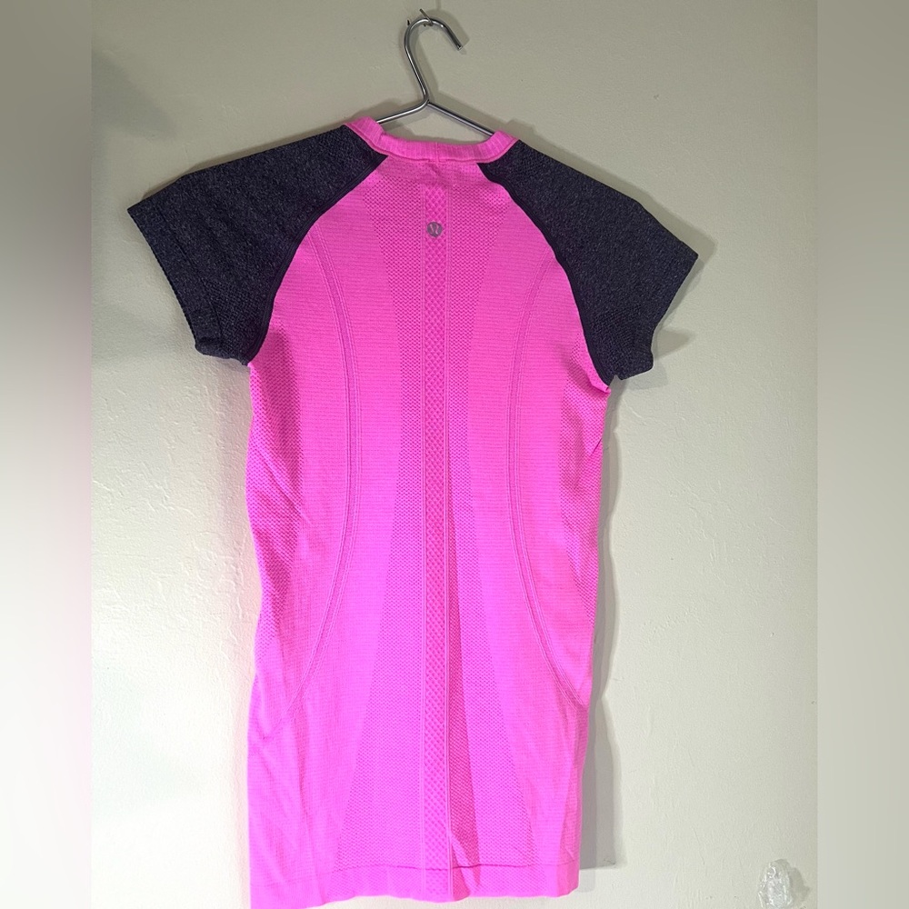 Lululemon Athletica Pink and Black Tank Top - Picture 2 of 5